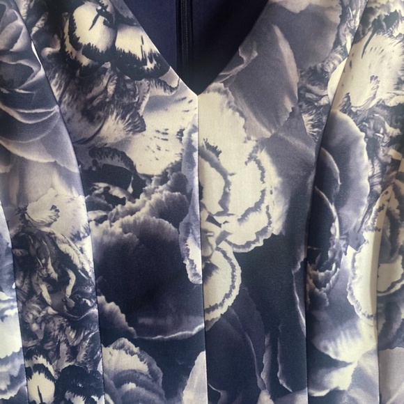 Tommy Hilfiger Dress - Picture 7 of 9